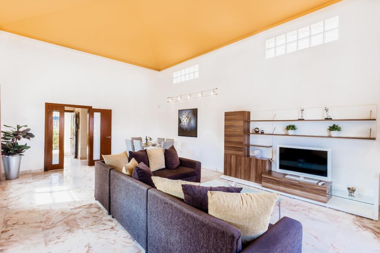 Villa Serenity Private Pool Corralejo By Holidays Home 外观 照片